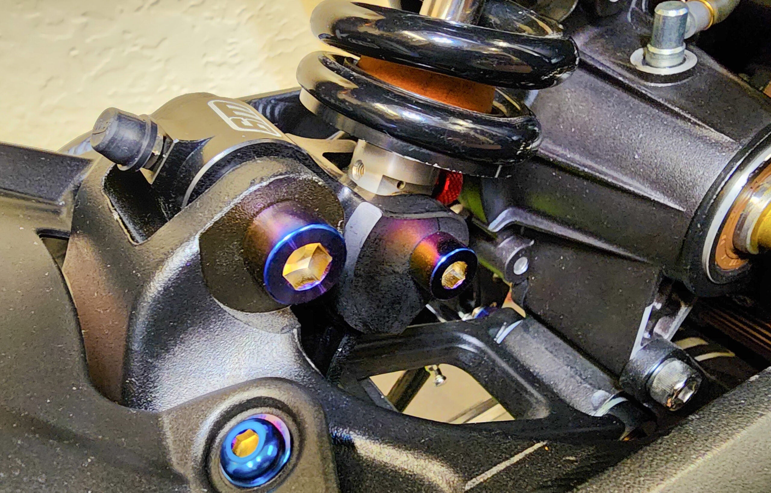 Warp 9 Titanium Linkage Bolt Kit for Talaria Sting MX3 / MX4 / MX5