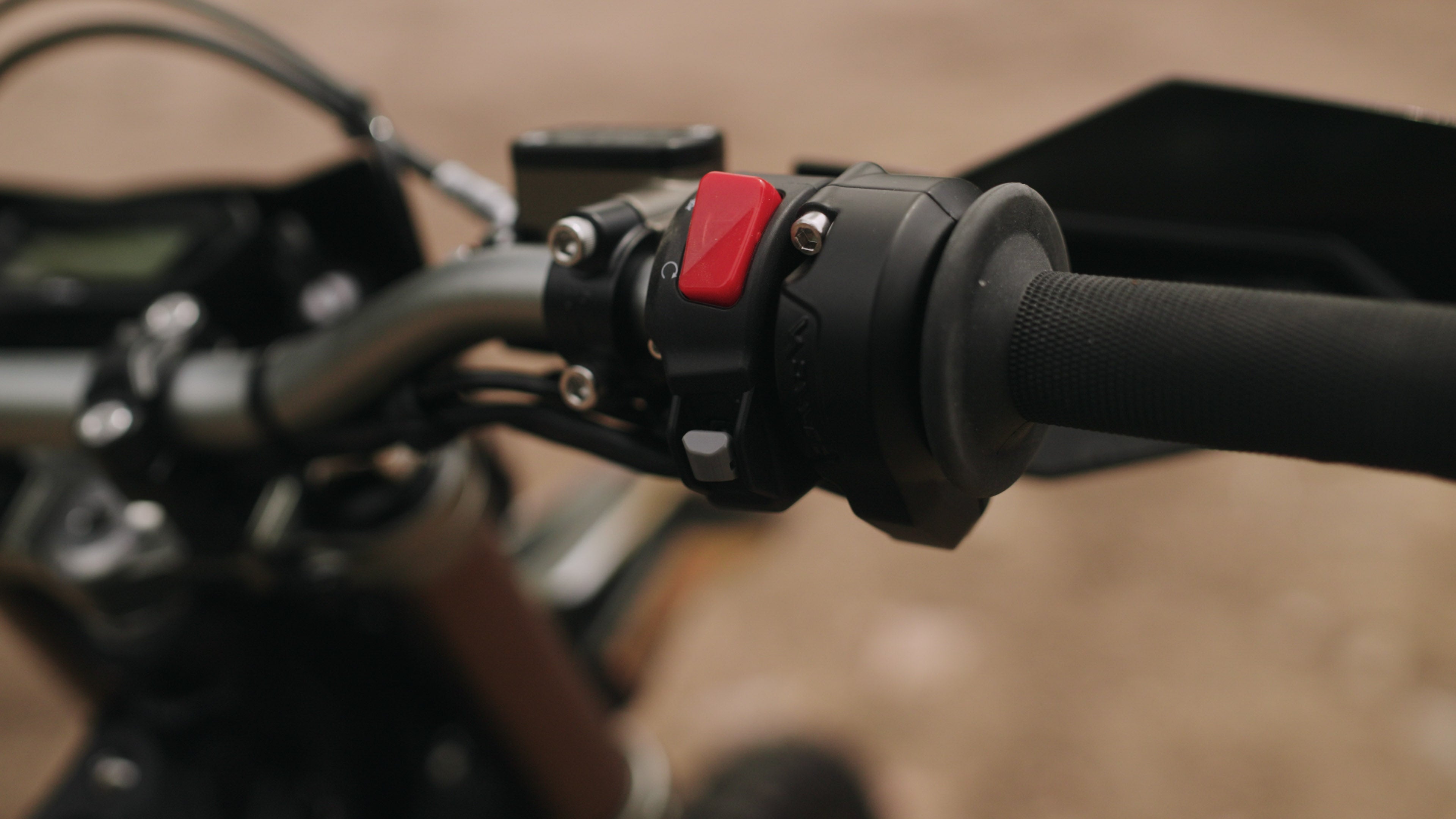 2025 Surron Ultra Bee - 21kW - Electric Dirt Bike For Sale - $5,999 | ECR