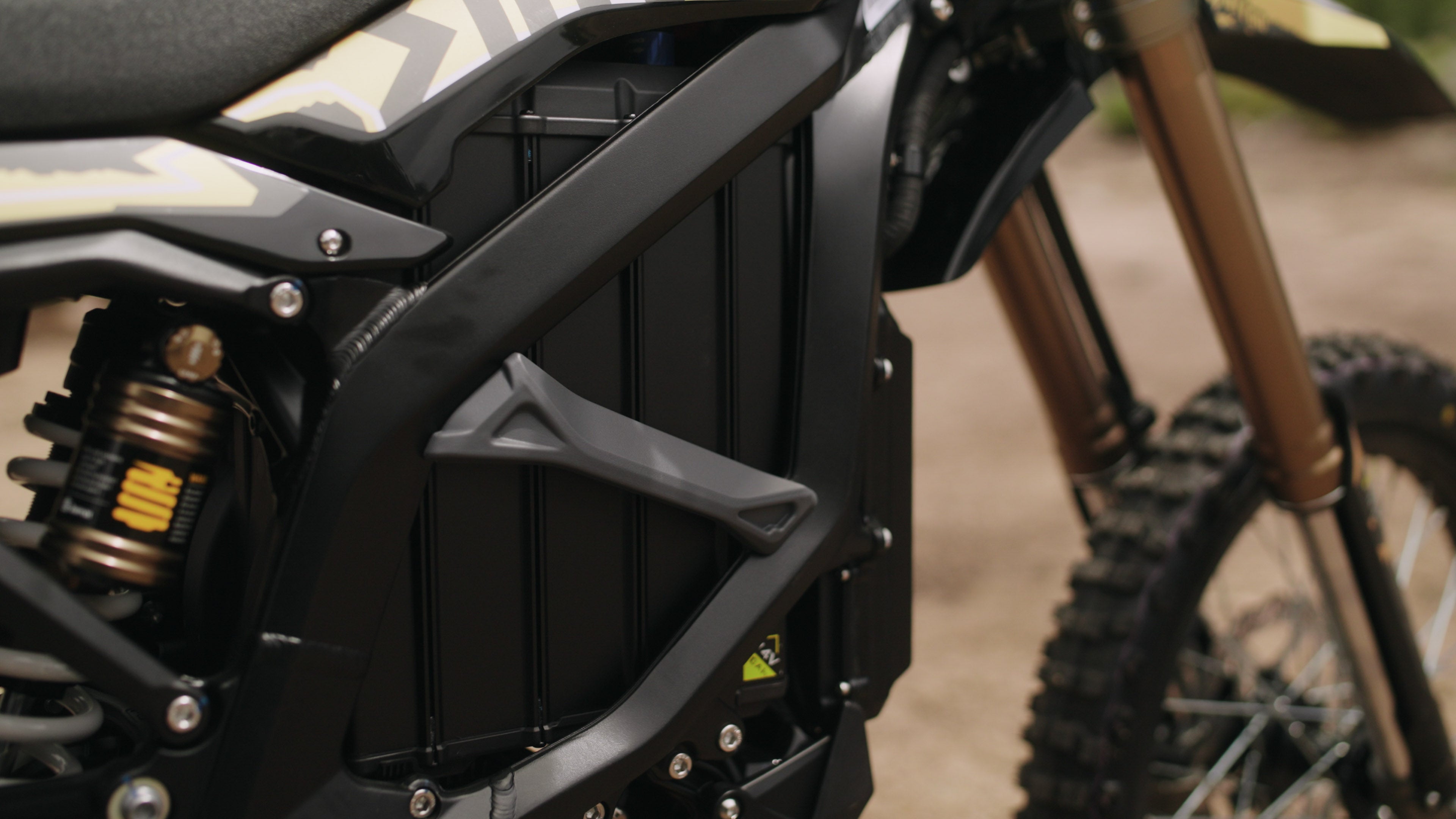 2025 Surron Ultra Bee - 21kW - Electric Dirt Bike For Sale - $5,999 | ECR