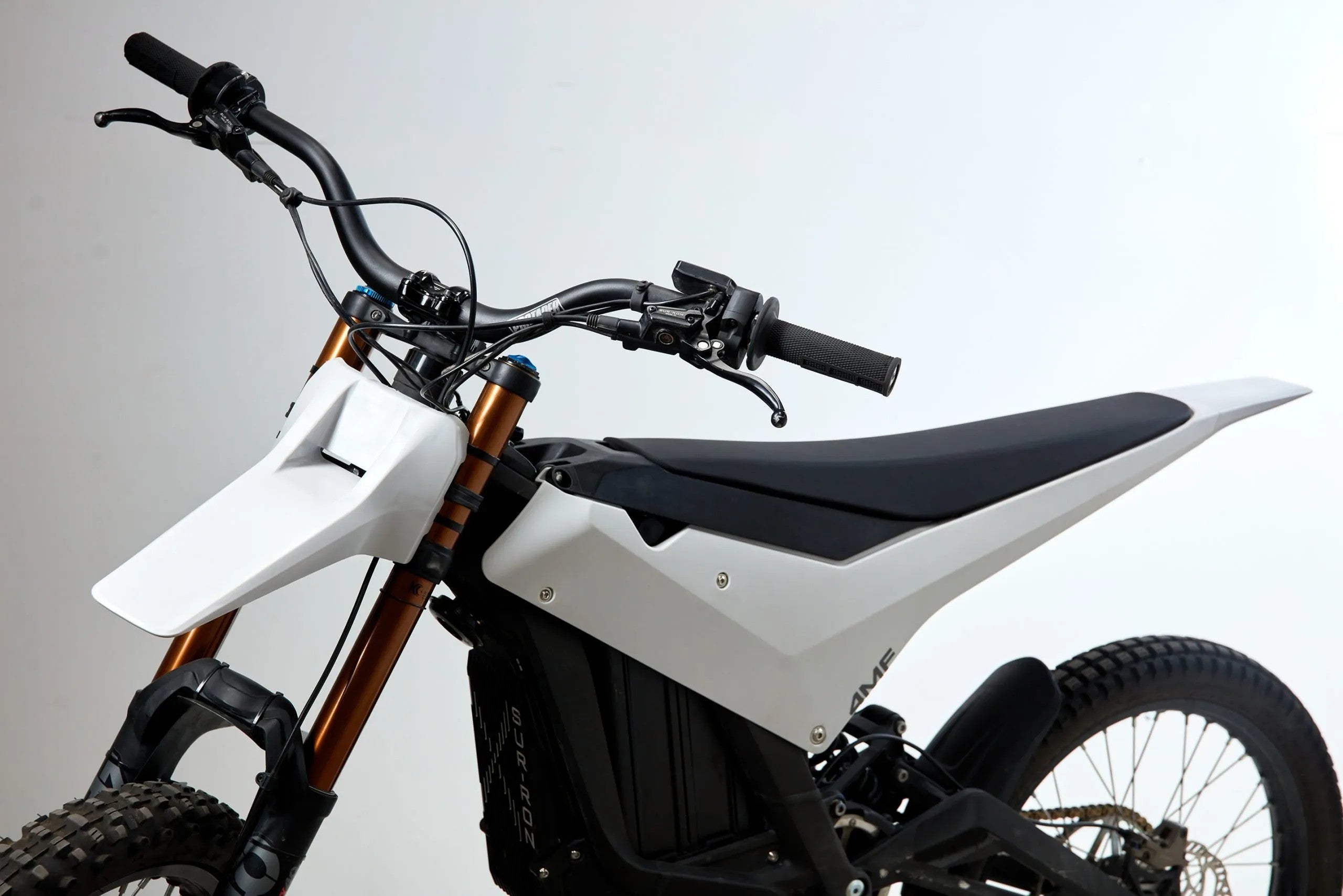 4MF Moto Kit - Surron Seat & Plastics Kit